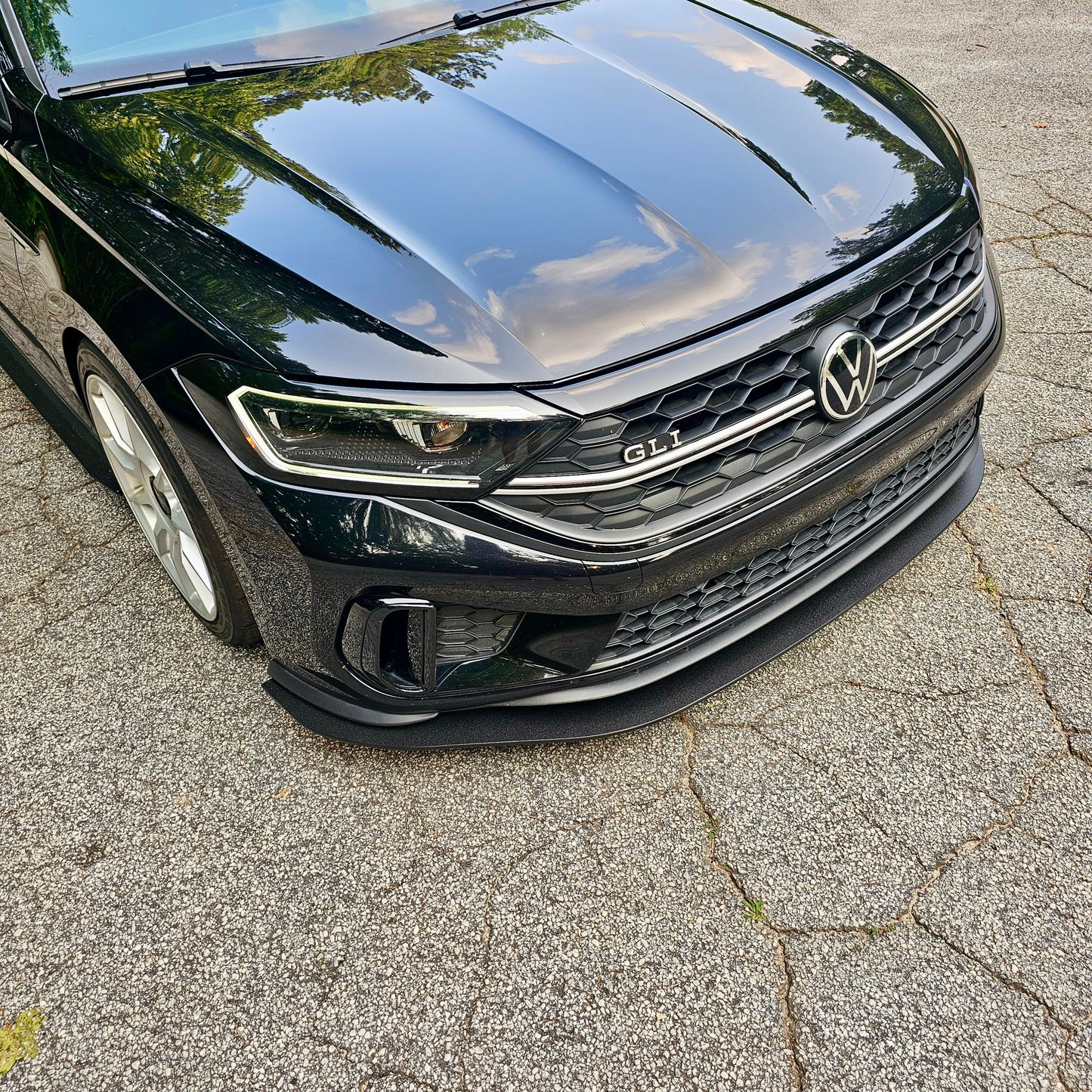 Front Lip for MK7/ MK7.5 Jetta & GLI (2019-2024) includes facelift - bumper mounted splitter