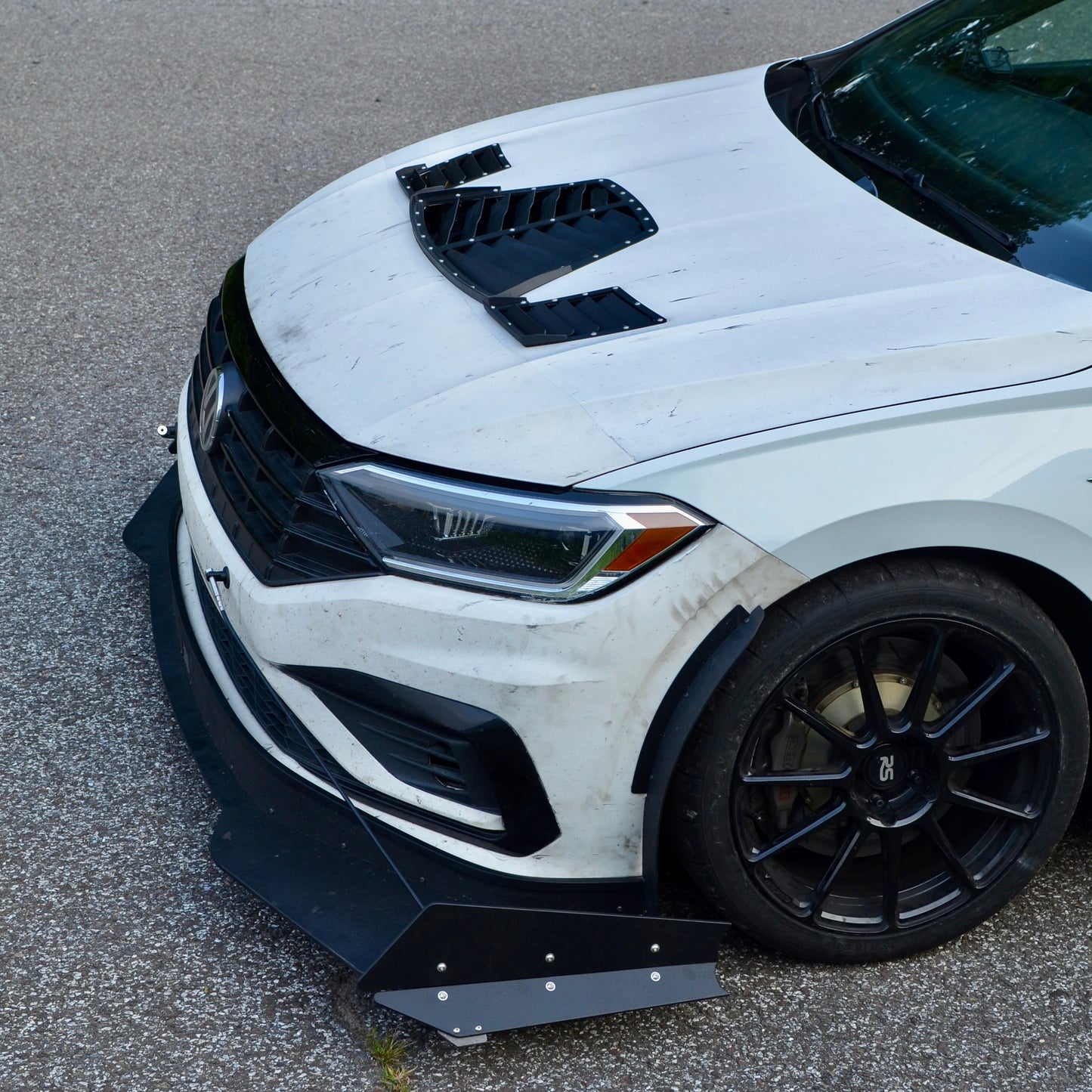 MK7 GLI Chassis Mounted Front Splitter - V3 track