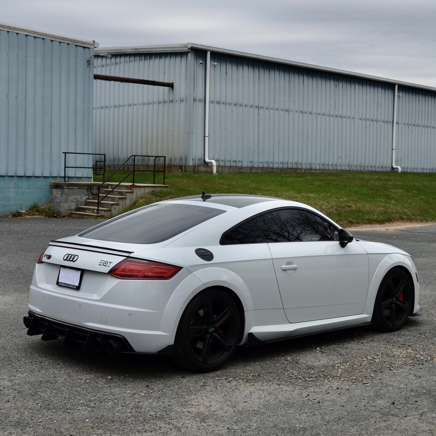 MK3 TT TTS Audi Side skirt splitter
