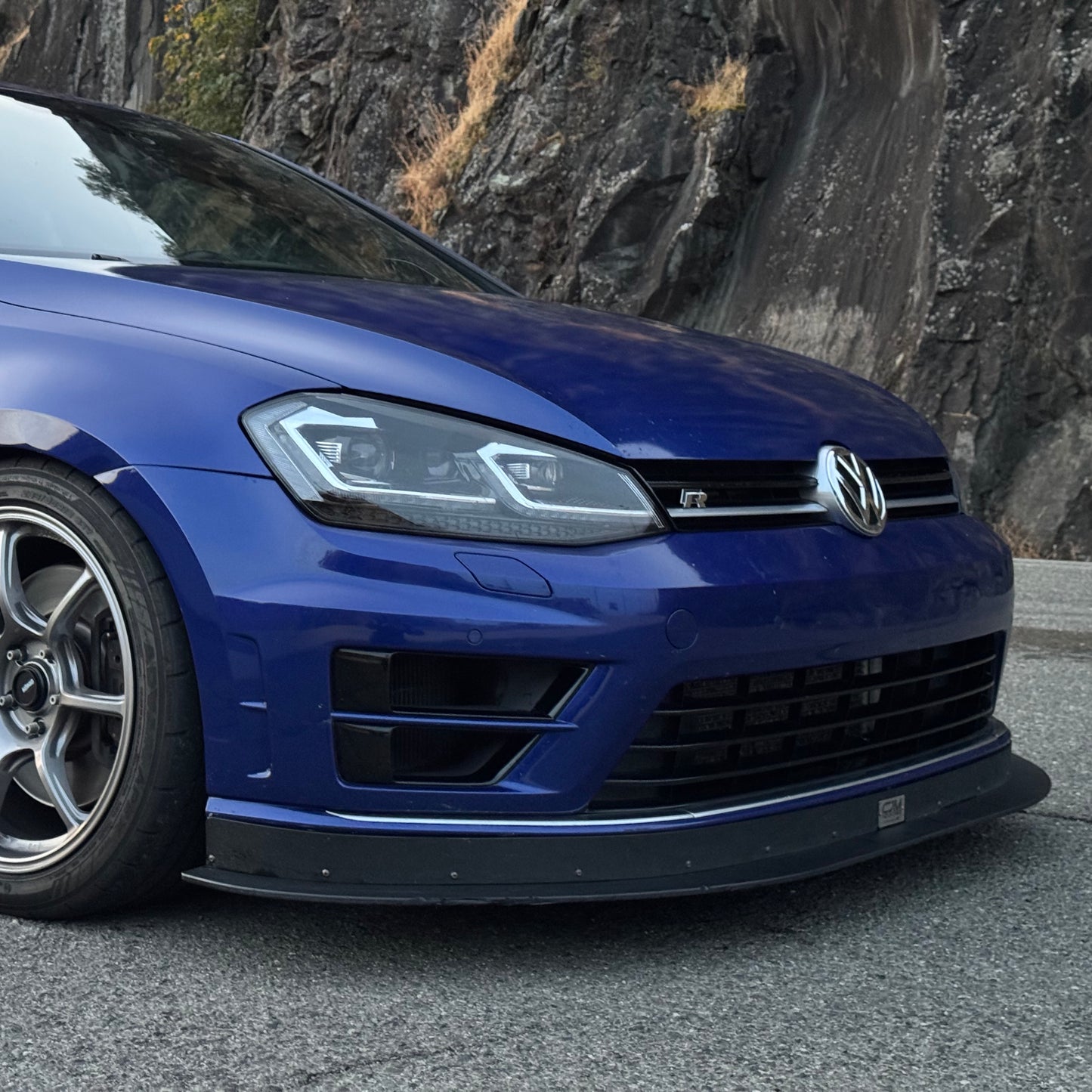 Chassis mounted splitter with air dam - MK7 Golf R 2015-2017 V2
