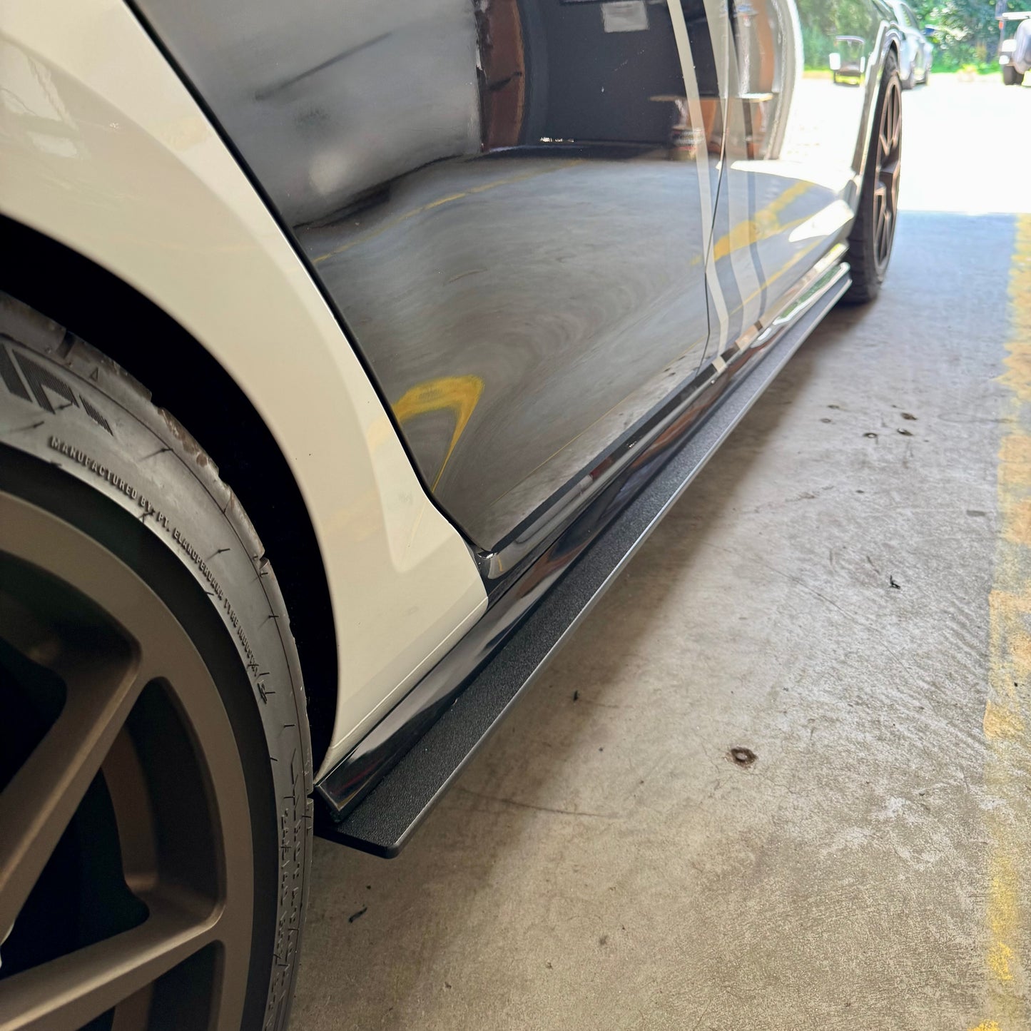 MK7.5 Golf R 2018 -2021 Side Skirts Extension