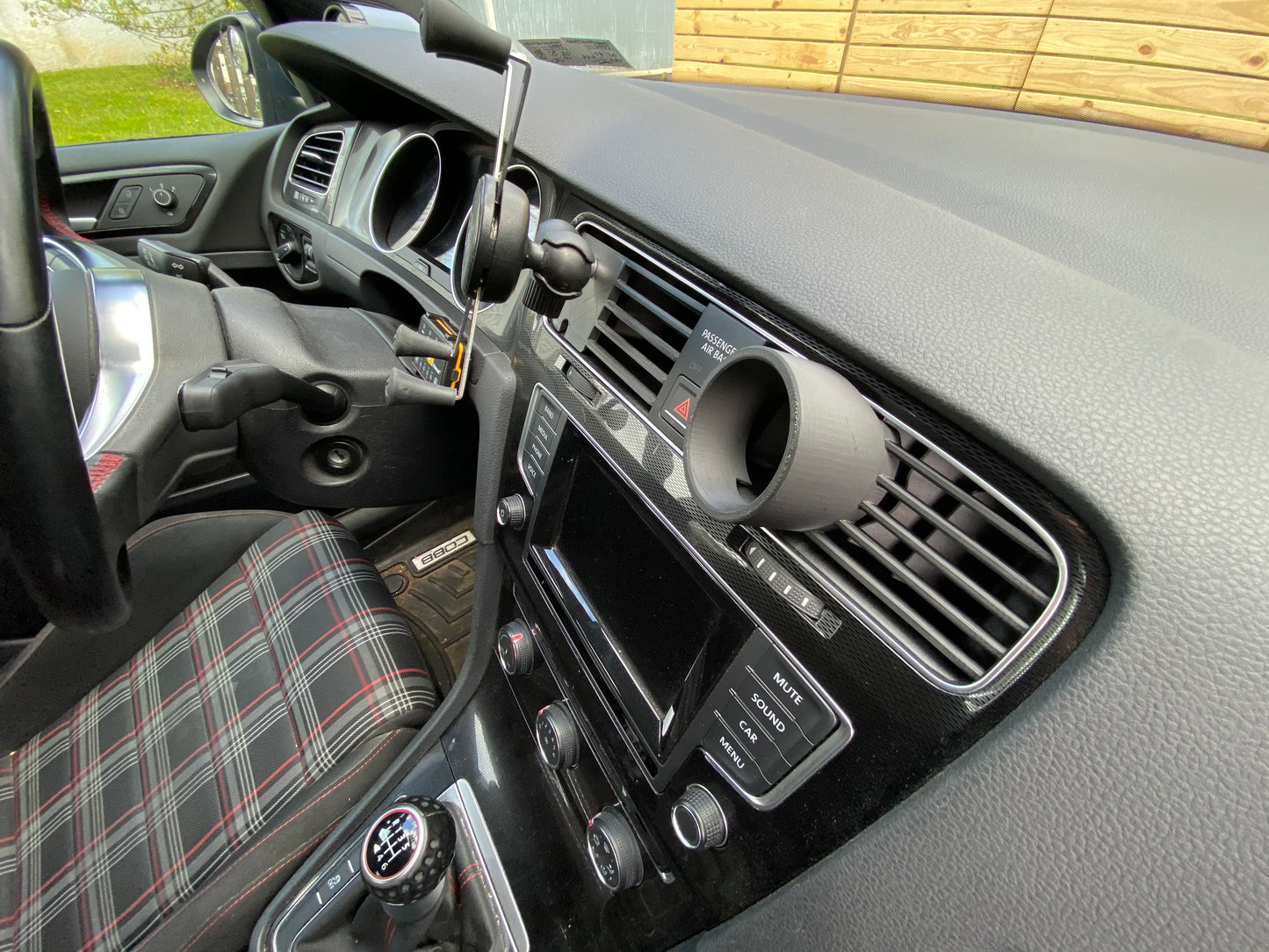 Right Center vent MK7/7.5 GTI & Golf R Single Gauge Pod 2015+