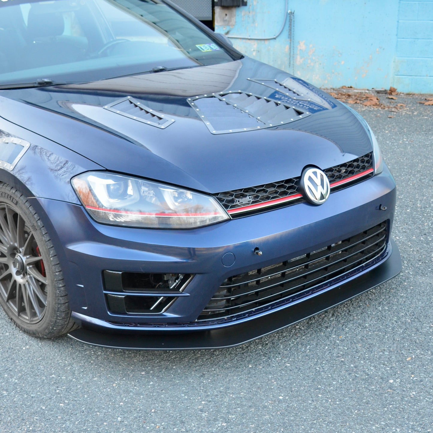 VW MK7 Golf R 2015 2016 2017 Chassis mounted splitter front lip aero downforce rubstrip