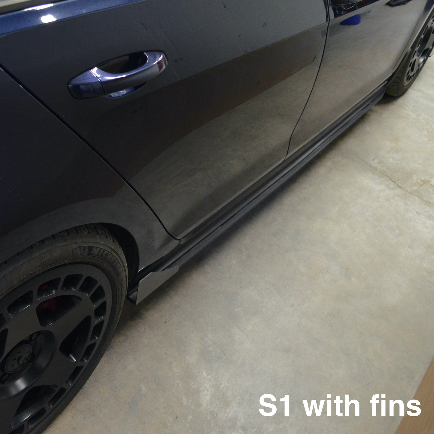 MK7 & 7.5 GTI (2015-2021) Side Skirts (Type 1 - Tapered)