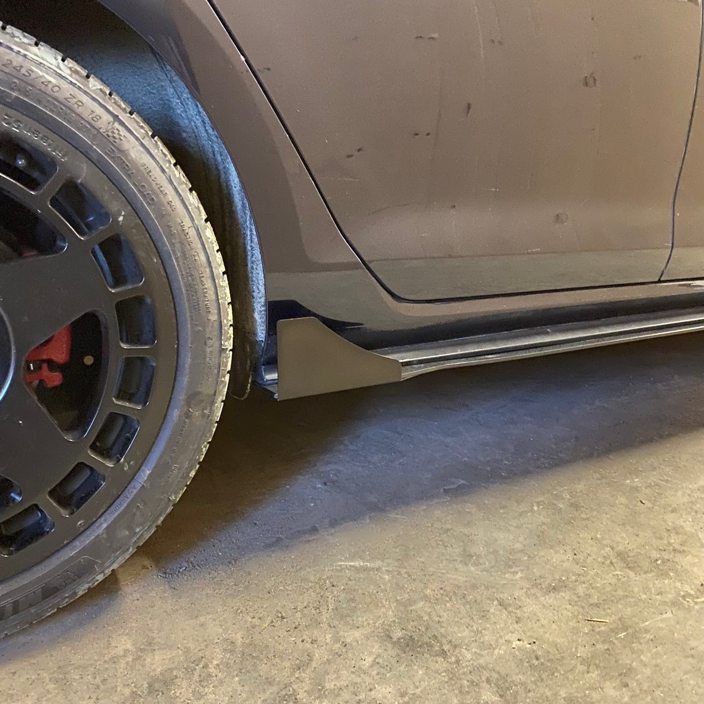 MK7 & 7.5 GTI (2015-2021) Side Skirts (Type 2)