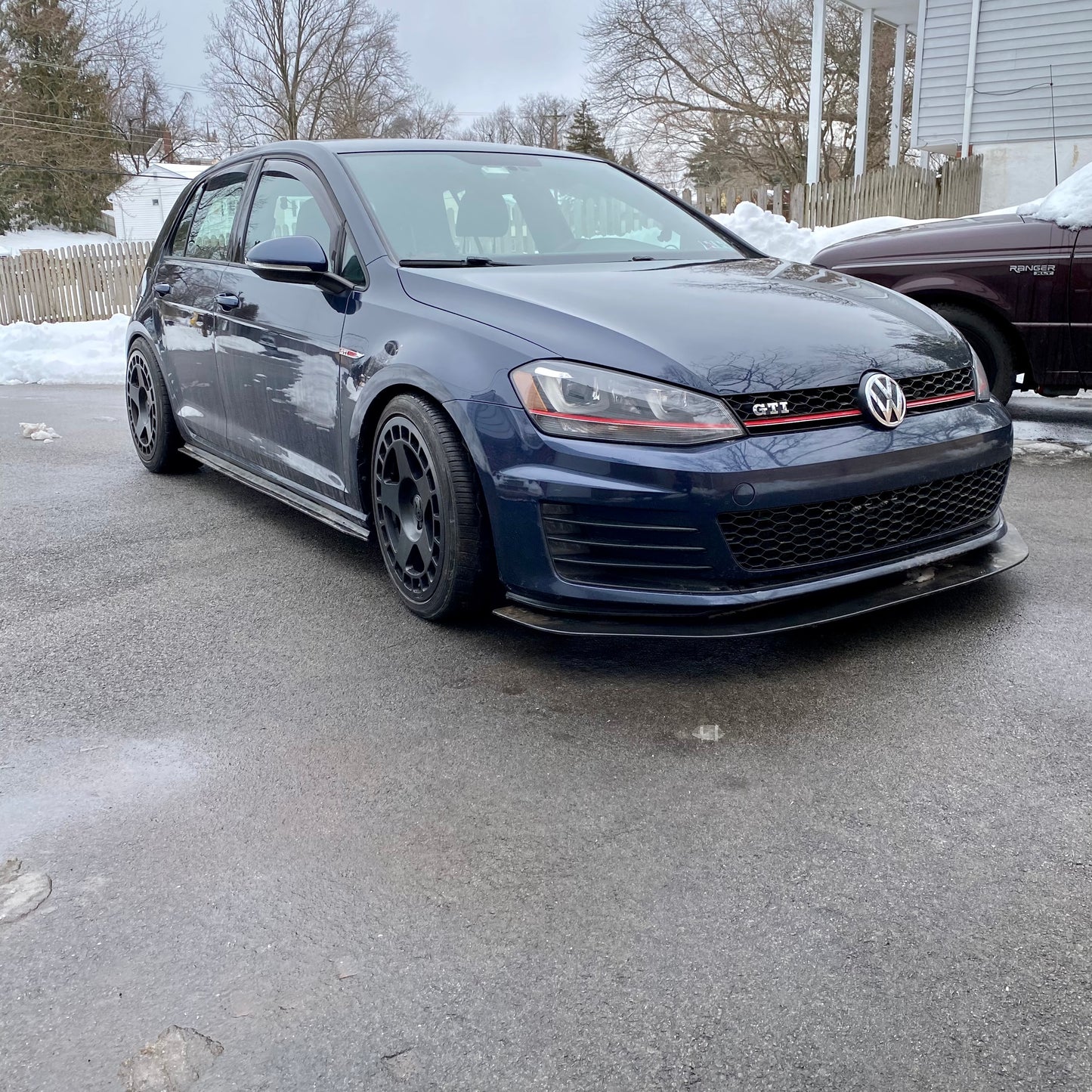 MK7 & 7.5 GTI (2015-2021) Side Skirts (Type 1 - Tapered)