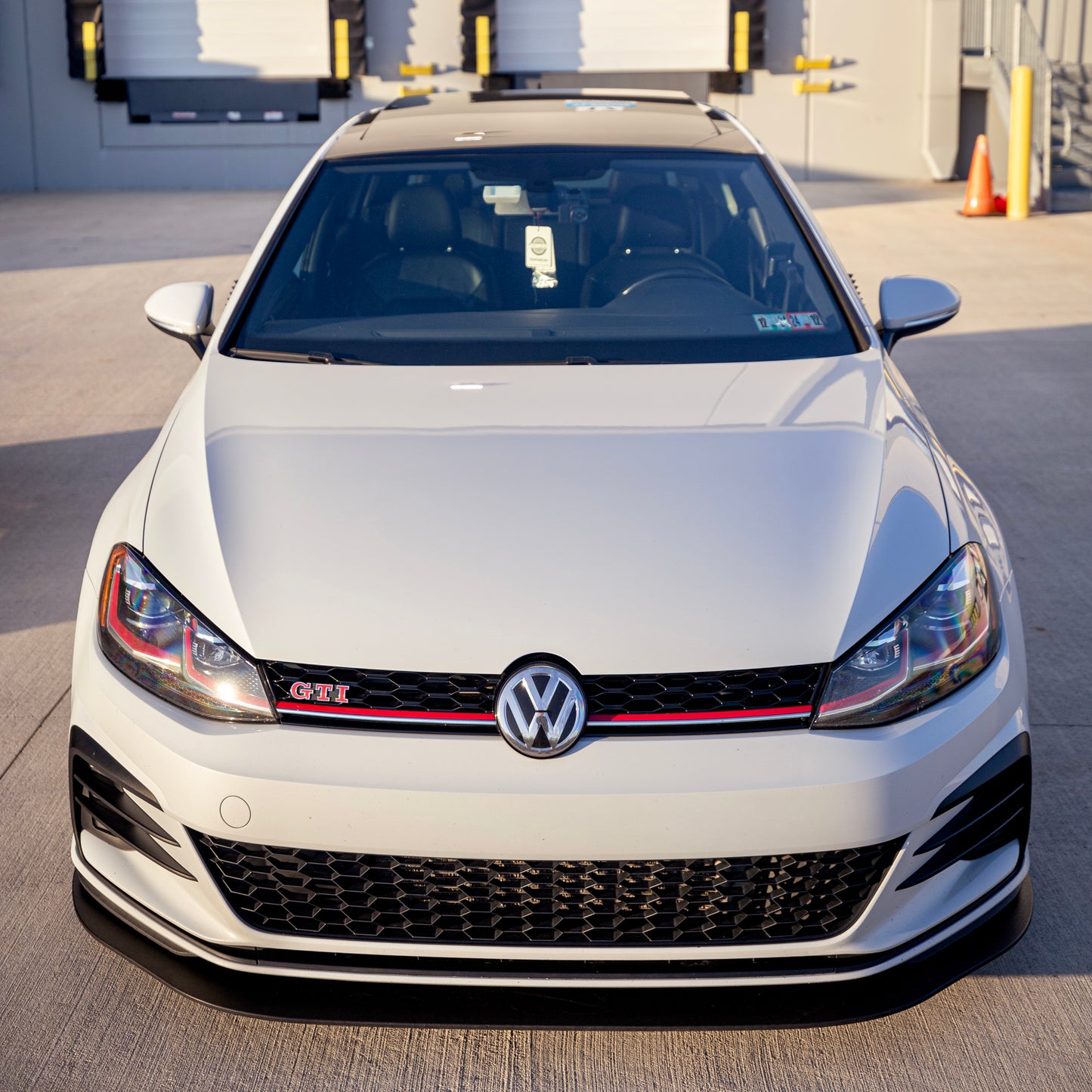 Front Splitter Lip MK7.5 GTI Golf 2018 2019 2020 2021 2022 Chassis Mounted skid plate
