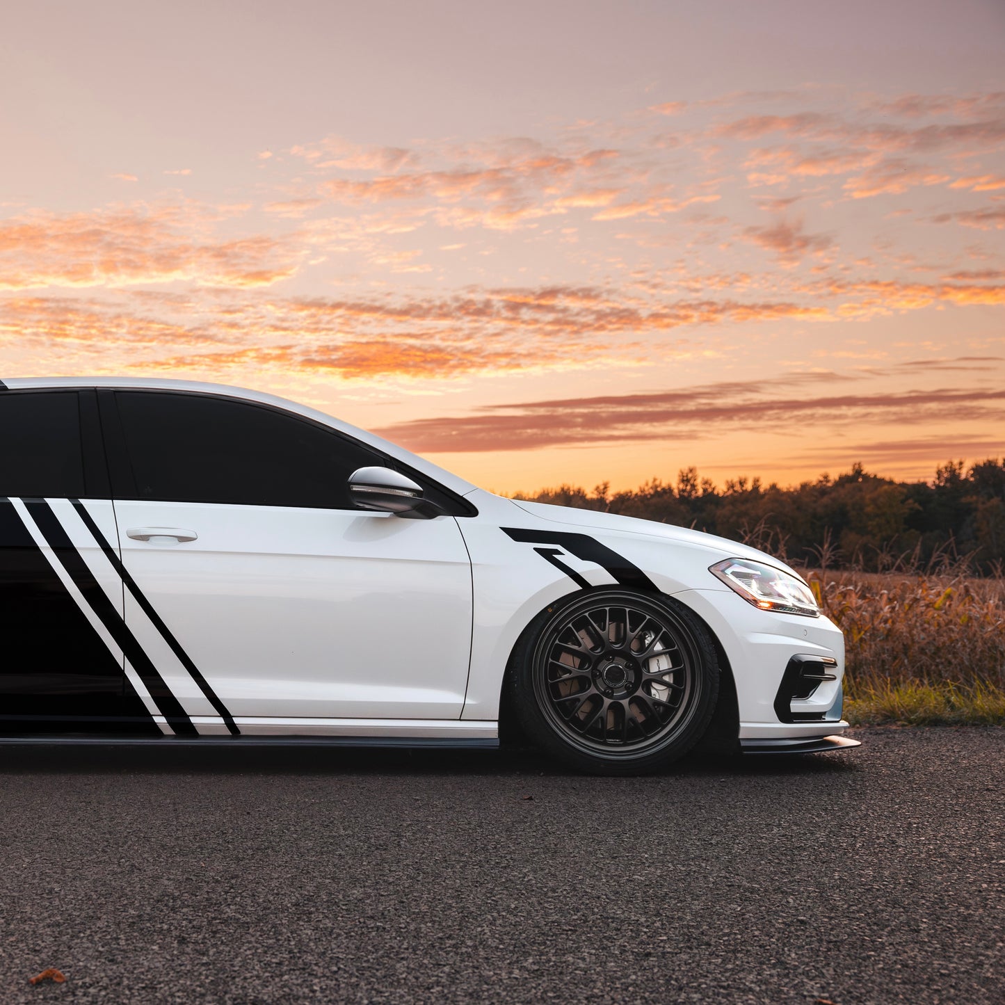 MK7.5 Golf R 2018 -2021 Side Skirts Extension