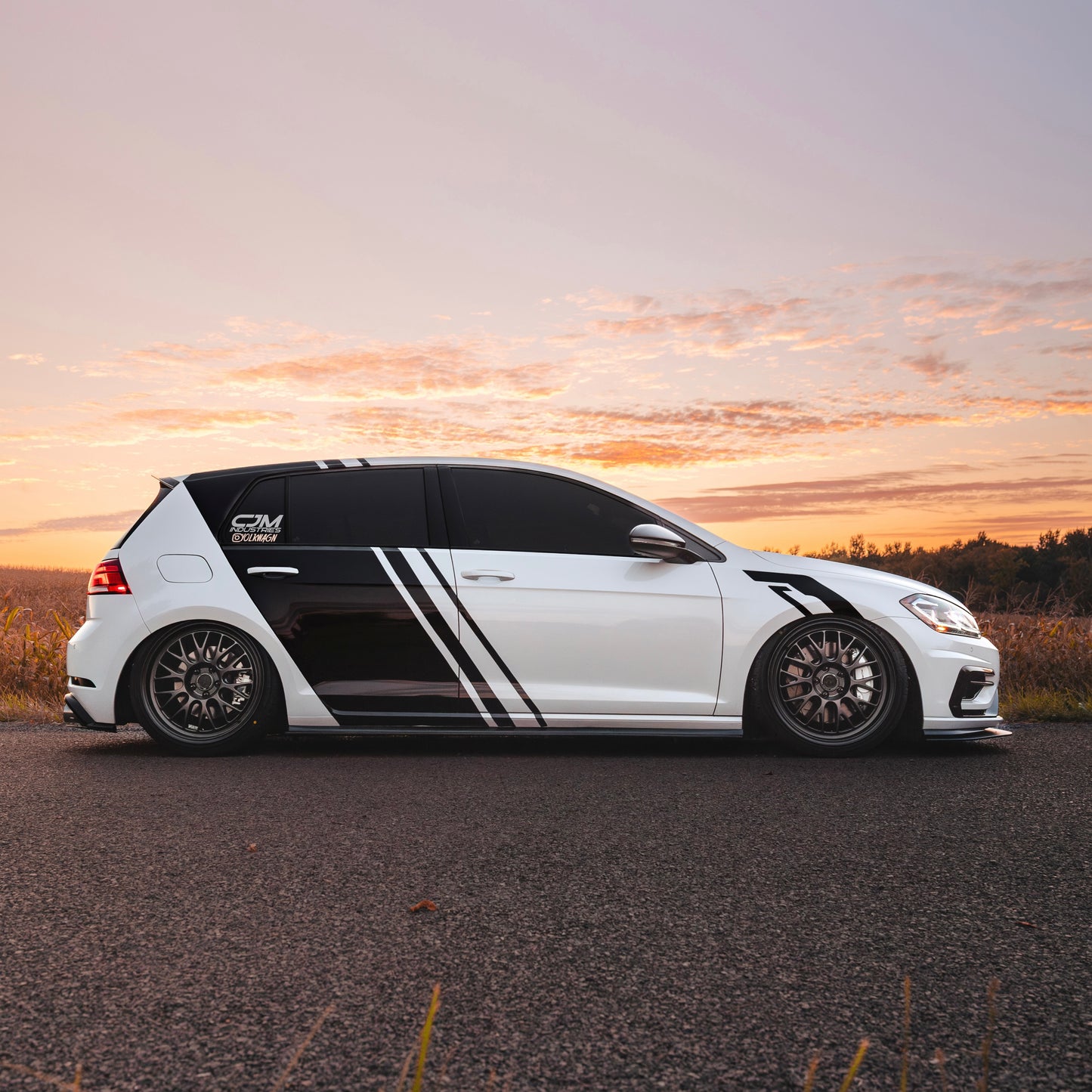 MK7.5 Golf R 2018 -2021 Side Skirts Extension