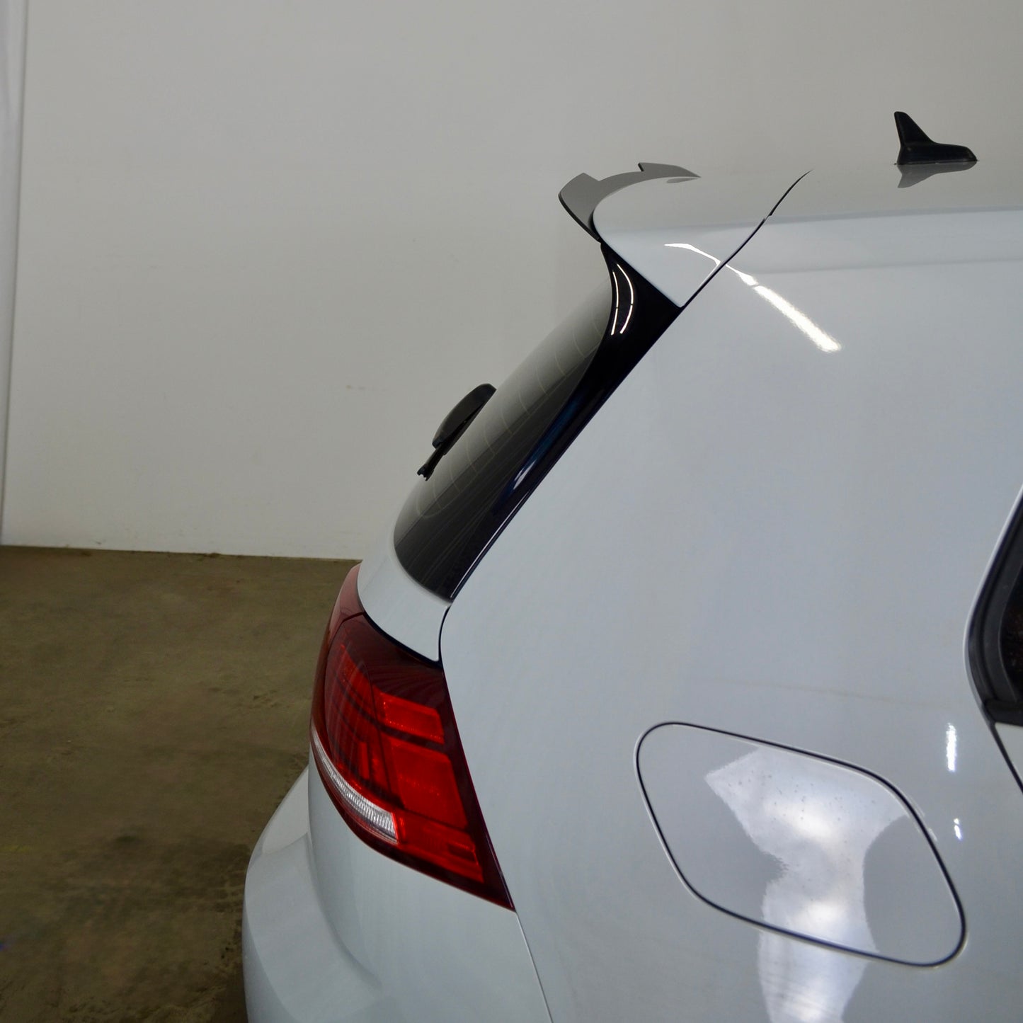 Spoiler Extension (Type 2 - Notched) MK7 / MK7.5  GTI & R