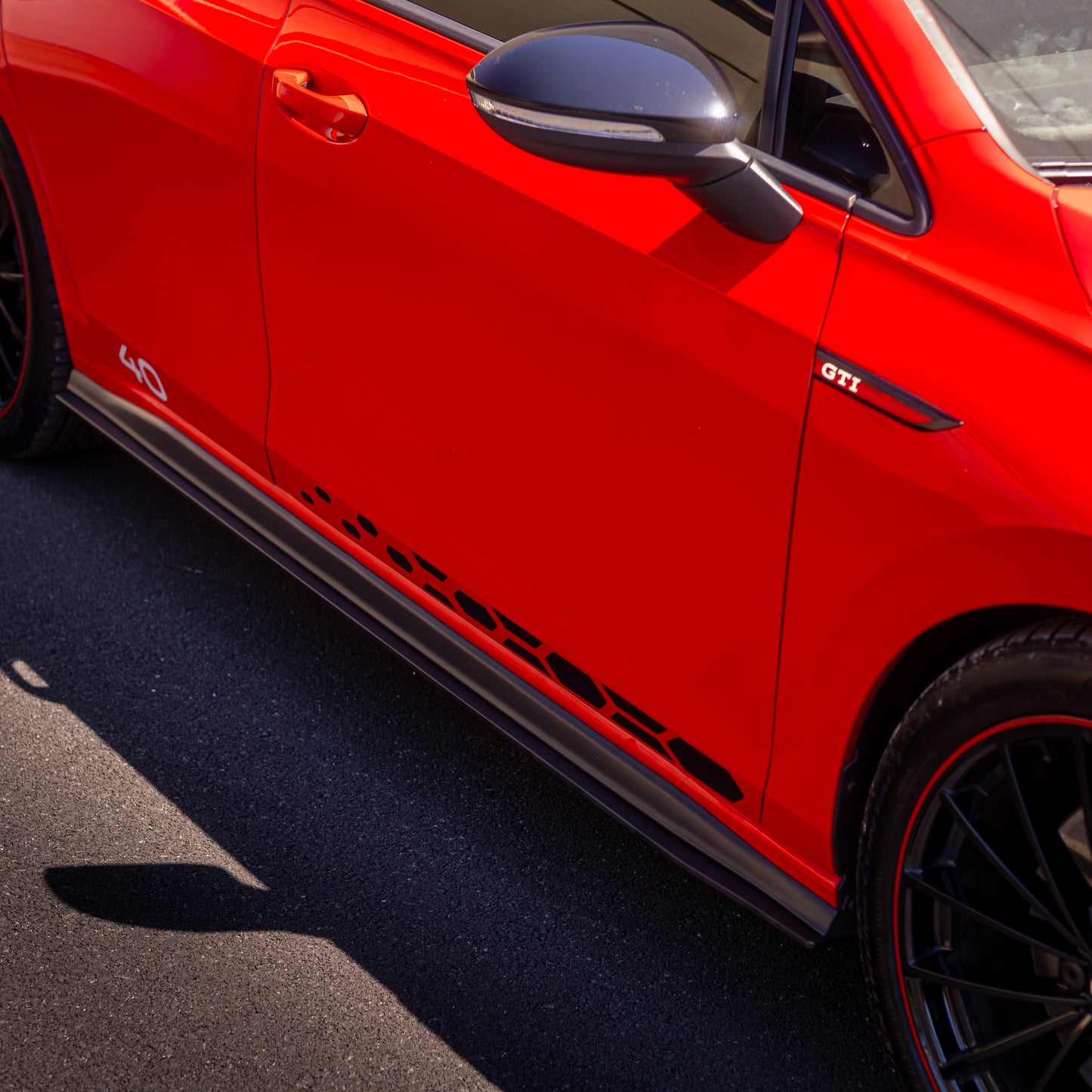MK8 GTI Side Skirt Extensions (2022+)